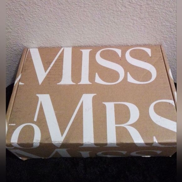 Brand New Miss To Mrs Bridal Box” - Picture 2 of 7